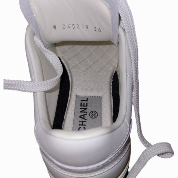 New CHANEL 36 5.5 White Leather CC Low-top Sneakers G45079 - Picture 8 of 10
